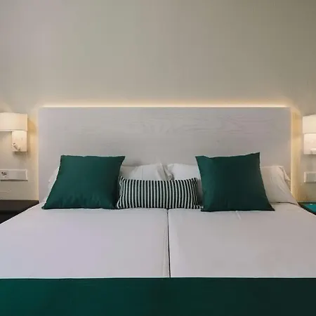Aluasun Far Menorca Apartment